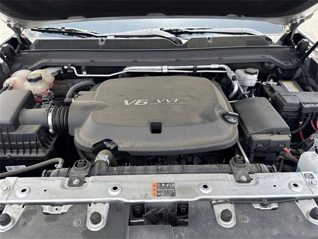 Photo of 2019 Silver Ice Metallic Chevrolet Colorado