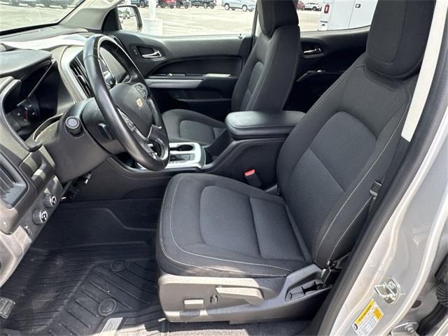 Photo of 2019 Silver Ice Metallic Chevrolet Colorado