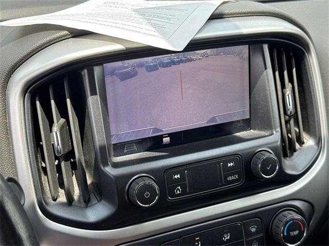 Photo of 2019 Silver Ice Metallic Chevrolet Colorado