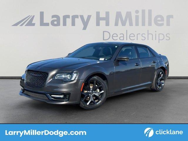 2021 Chrysler 300