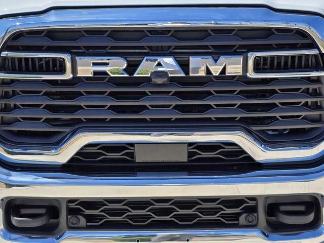 Photo of 2025 Bright White Clearcoat RAM 2500