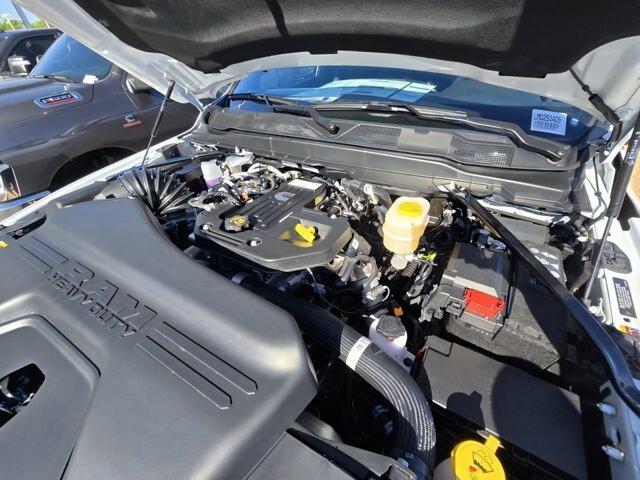 Photo of 2025 Bright White Clearcoat RAM 2500
