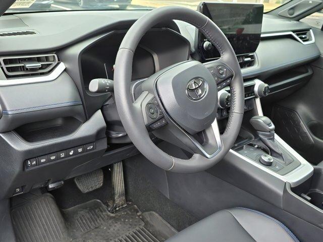 Photo of 2024 Silver Sky Metallic Toyota RAV4 Hybrid