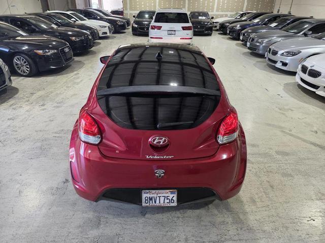 Photo of 2017 Boston Red Metallic Hyundai Veloster
