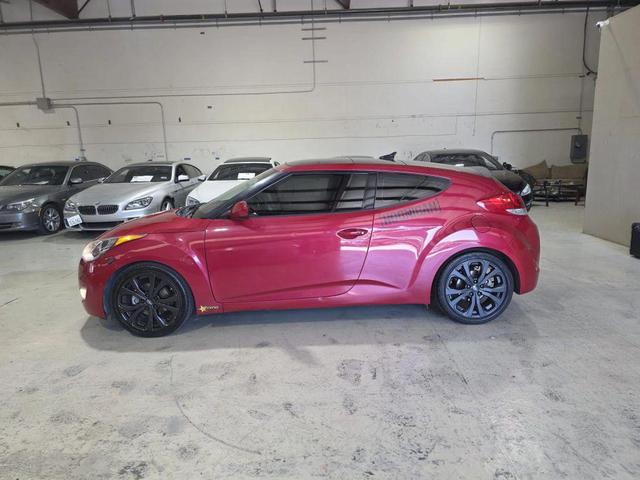 Photo of 2017 Boston Red Metallic Hyundai Veloster