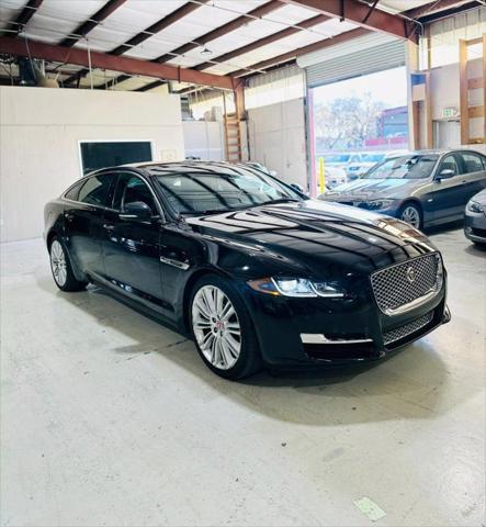 2016 Jaguar XJ