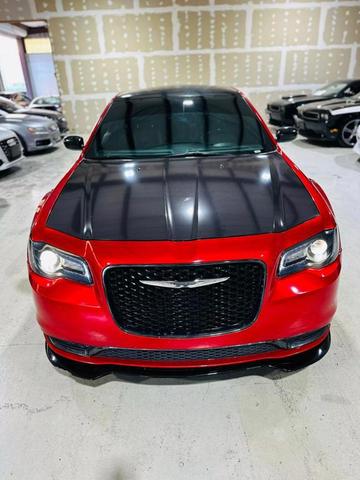 2019 Chrysler 300