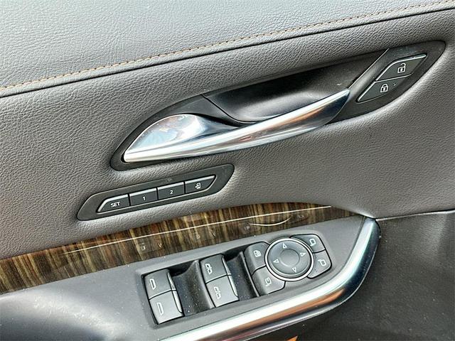 Photo of 2021 Autumn Metallic Cadillac XT4
