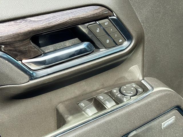Photo of 2025 Gray Chevrolet Silverado 2500