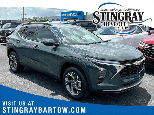Photo of 2025 Gray Chevrolet Trax