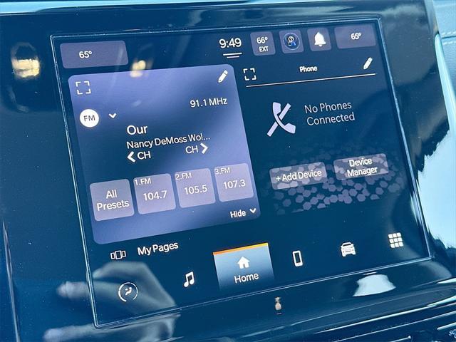 Photo of 2023 Silver Zynith Jeep Grand Cherokee