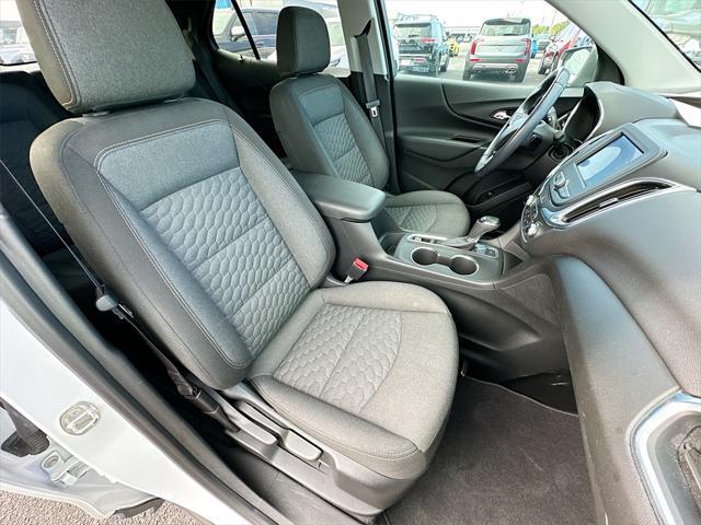 Photo of 2020 Summit White Chevrolet Equinox