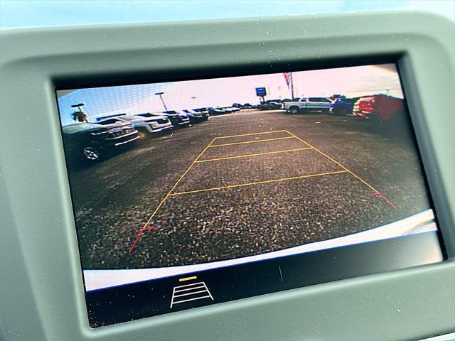 Photo of 2020 Summit White Chevrolet Equinox