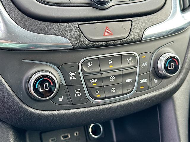 Photo of 2020 Summit White Chevrolet Equinox