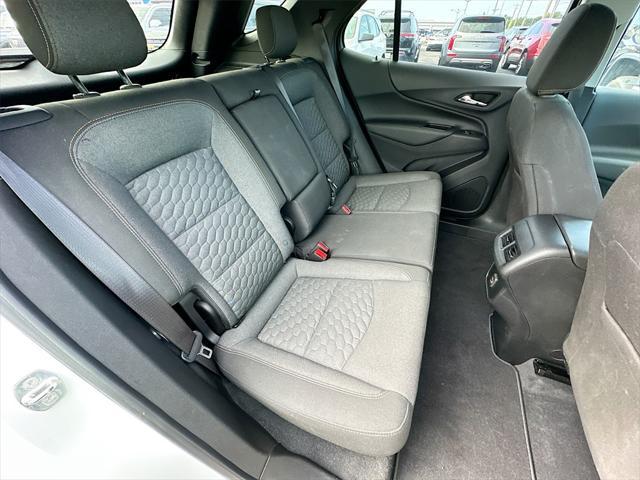 Photo of 2020 Summit White Chevrolet Equinox