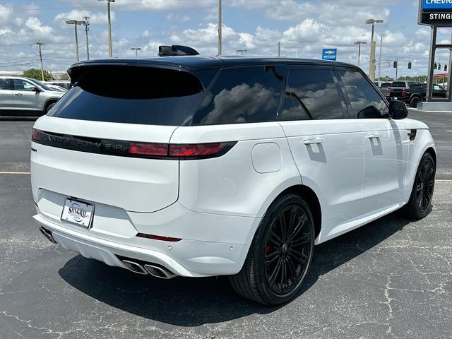 Photo of 2025 White Land Rover Range Rover Sport