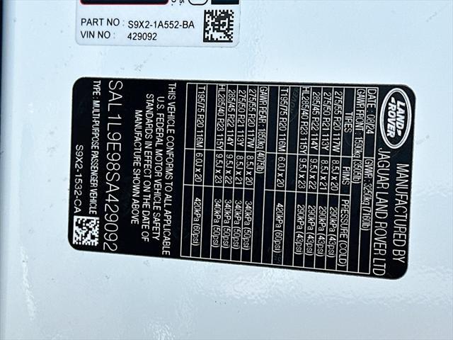 Photo of 2025 White Land Rover Range Rover Sport