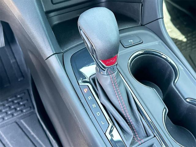 Photo of 2023 Iridescent Pearl Tricoat Chevrolet Equinox