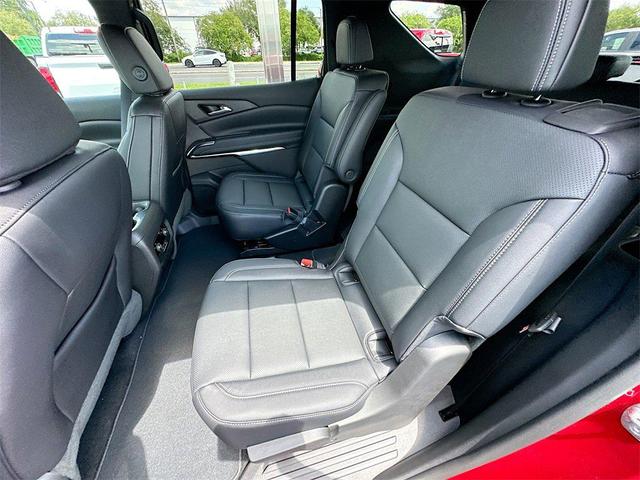Photo of 2026 Radiant Red Tintcoat Chevrolet Traverse