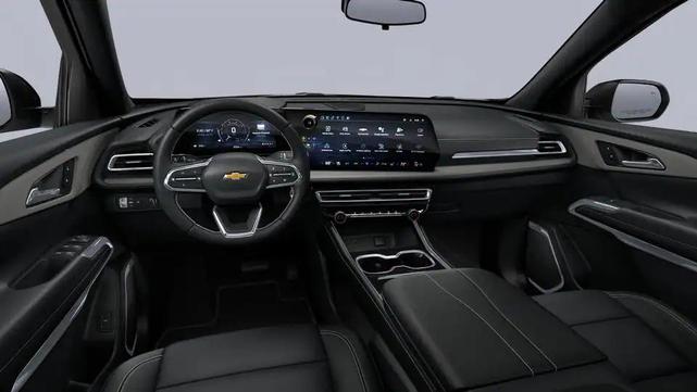 Photo of 2025 Lakeshore Blue Metallic Chevrolet Traverse