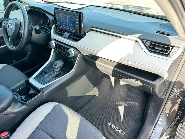 Photo of 2021 Gray Toyota RAV4