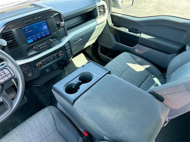Photo of 2022 Oxford White Ford F-150