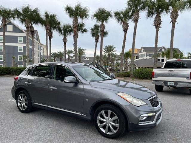Photo of 2017 Gray INFINITI QX50