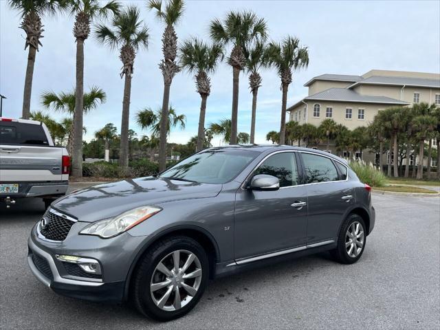 Photo of 2017 Gray INFINITI QX50