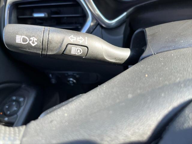 Photo of 2021 White Chevrolet Equinox