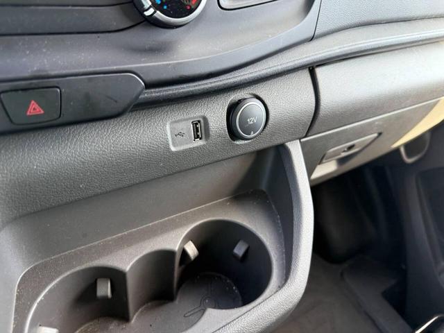Photo of 2022 White Ford Transit-250