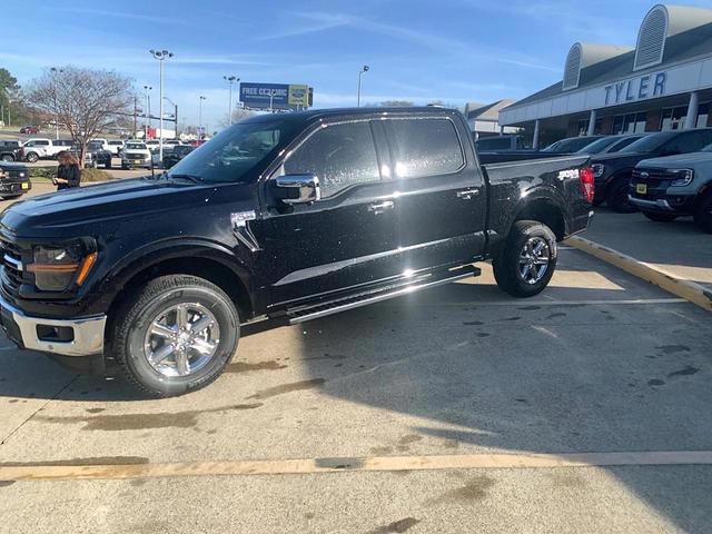 Photo of 2025 Agate Black Metallic Ford F-150