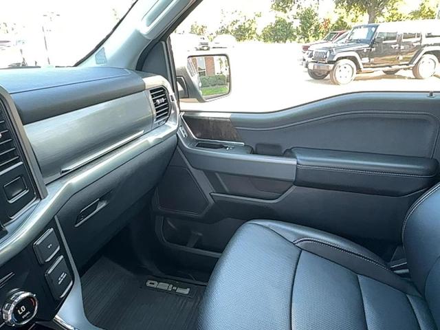 Photo of 2021 Iconic Silver Metallic Ford F-150