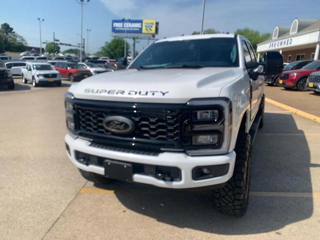 Photo of 2025 Star White Metallic Tri-Coat Ford F-250