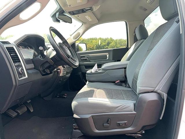 Photo of 2017 Bright White Clearcoat RAM 1500