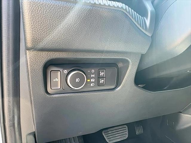 Photo of 2025 Oxford White Ford Ranger