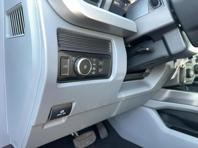 Photo of 2025 Carbonized Gray Metallic Ford F-350