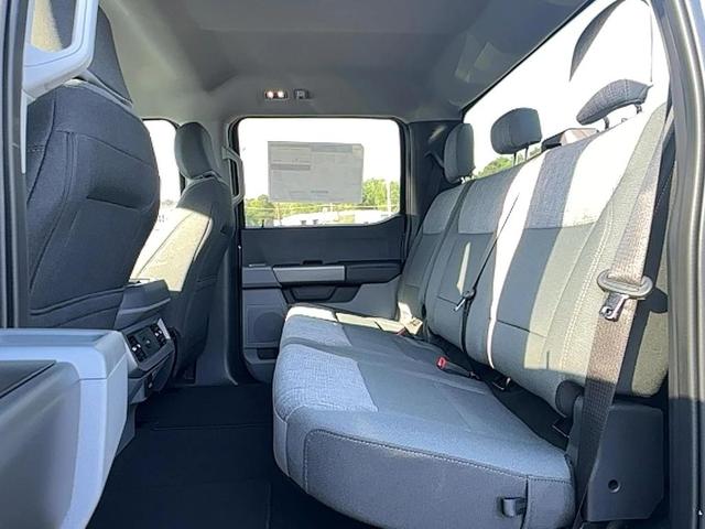 Photo of 2025 Carbonized Gray Metallic Ford F-350