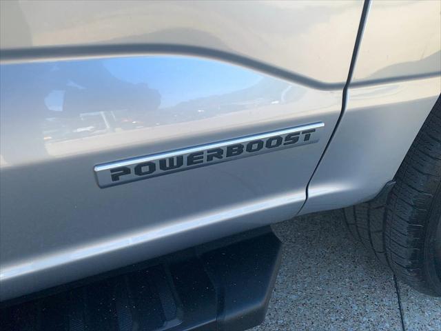 Photo of 2023 Iconic Silver Metallic Ford F-150
