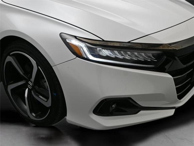 Photo of 2022 Platinum White Pearl Honda Accord