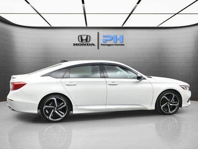 Photo of 2022 Platinum White Pearl Honda Accord