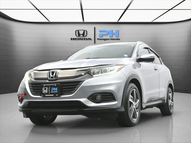 Photo of 2022 Lunar Silver Metallic Honda HR-V
