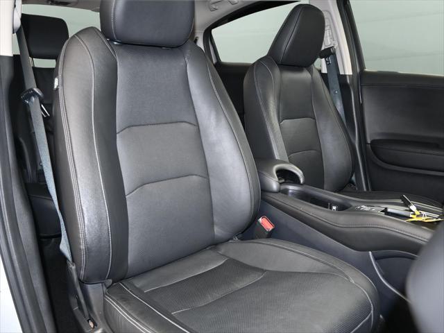 Photo of 2022 Lunar Silver Metallic Honda HR-V