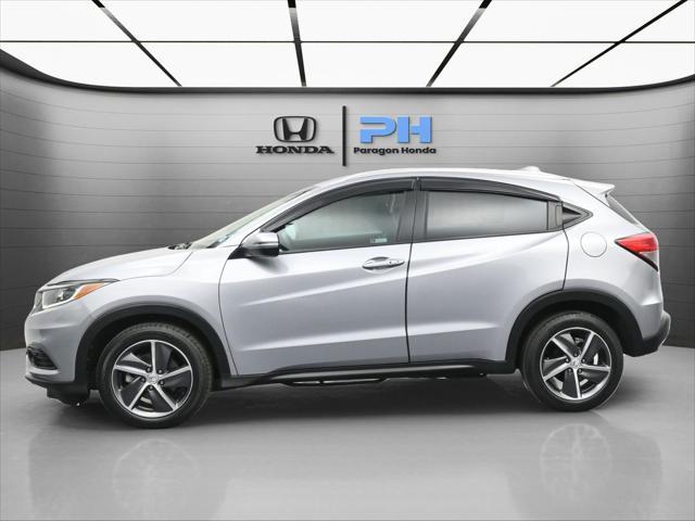 Photo of 2022 Lunar Silver Metallic Honda HR-V