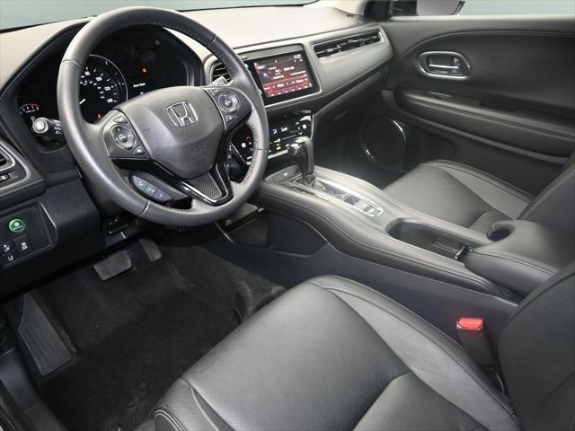 Photo of 2022 Lunar Silver Metallic Honda HR-V