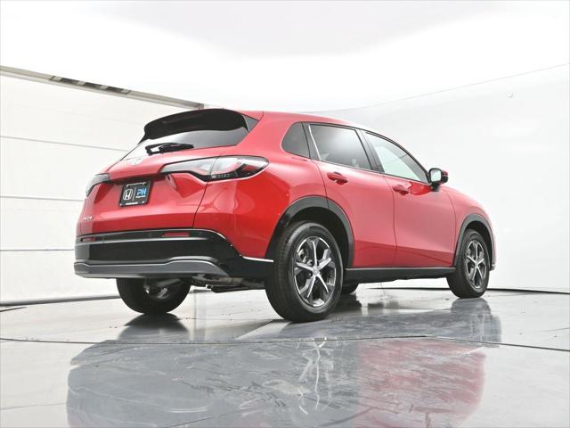 Photo of 2025 Milano Red Honda HR-V