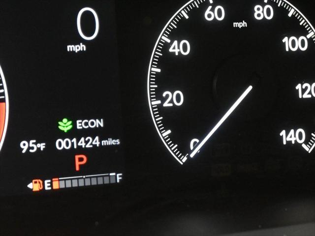 Photo of 2025 Milano Red Honda HR-V