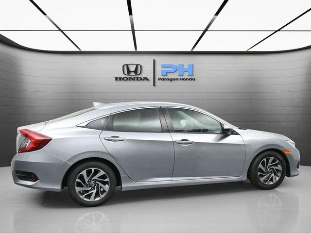 Photo of 2018 Lunar Silver Metallic Honda Civic