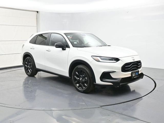 Photo of 2025 Platinum White Pearl Honda HR-V