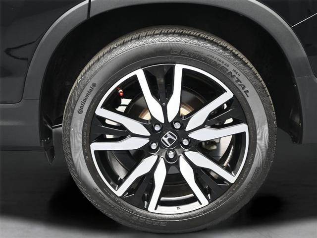 Photo of 2021 Crystal Black Pearl Honda Pilot