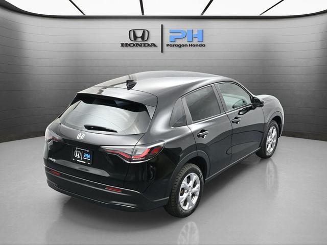 Photo of 2023 Crystal Black Pearl Honda HR-V